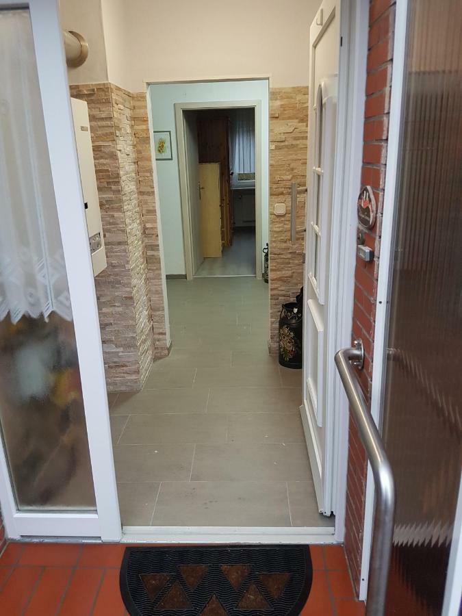 FeWo zwischen den Deichen Emden Exterior foto